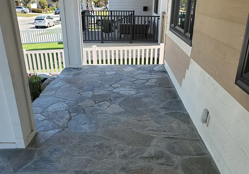 Flagstone Paved Entry Step Matching Front to Backyard