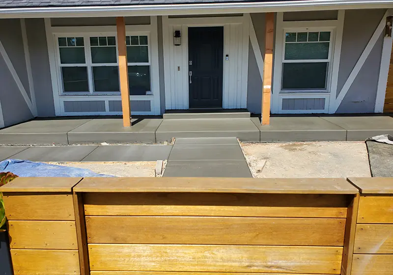 Concrete driveway for Costa Mesa home