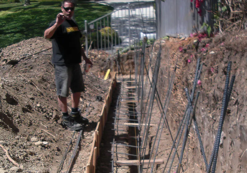 Block retaining wall installation, Fullerton, CA