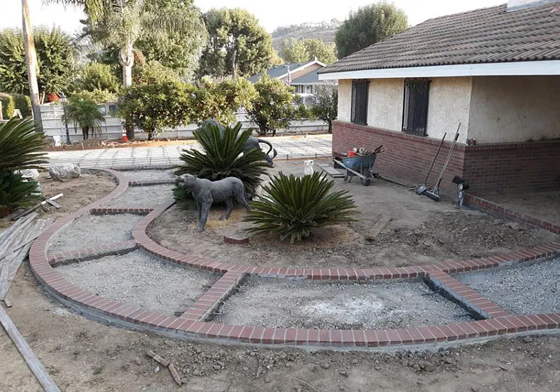 Brick and Concrete Sidewalk, Orange CA